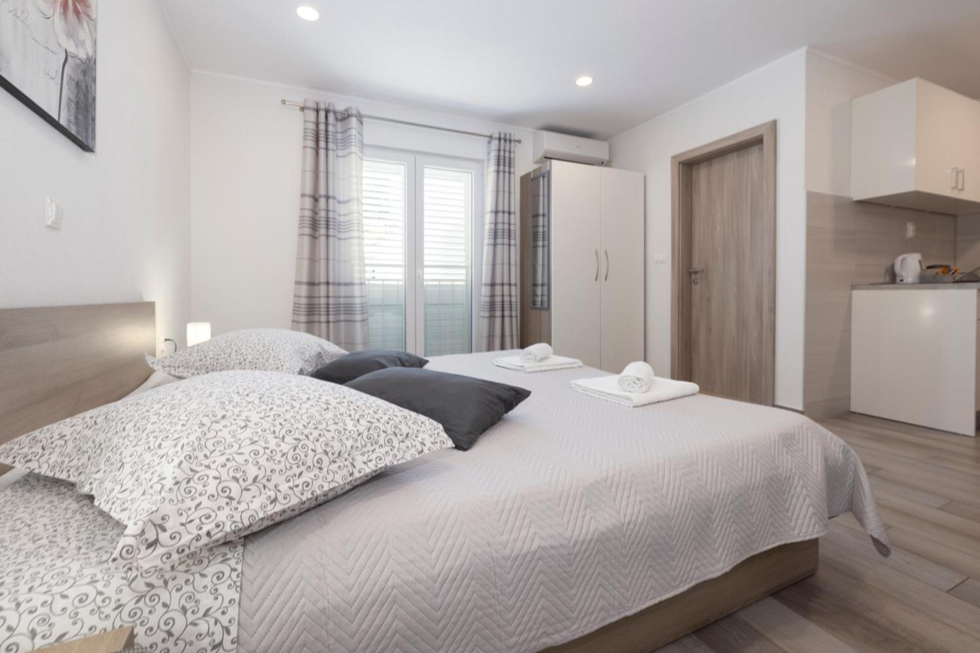 Apartmani Marta Tucepi Luaran gambar