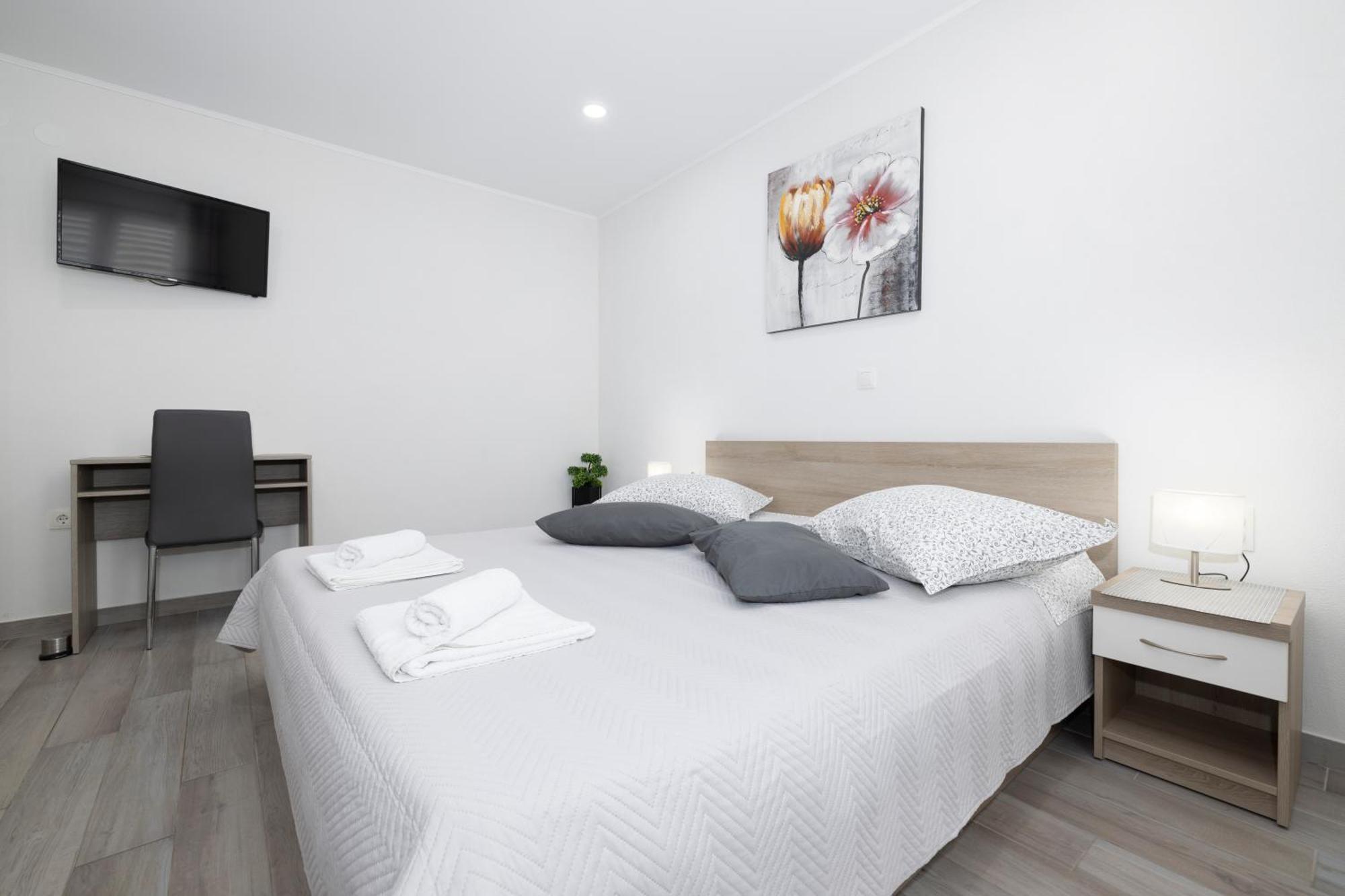 Apartmani Marta Tucepi Luaran gambar